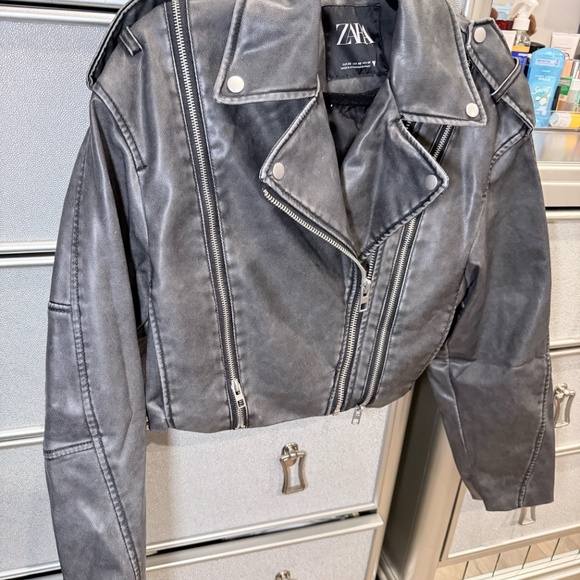 ZARA Black Faux Leather Biker Jacket – Size XS - Picture 2 of 4